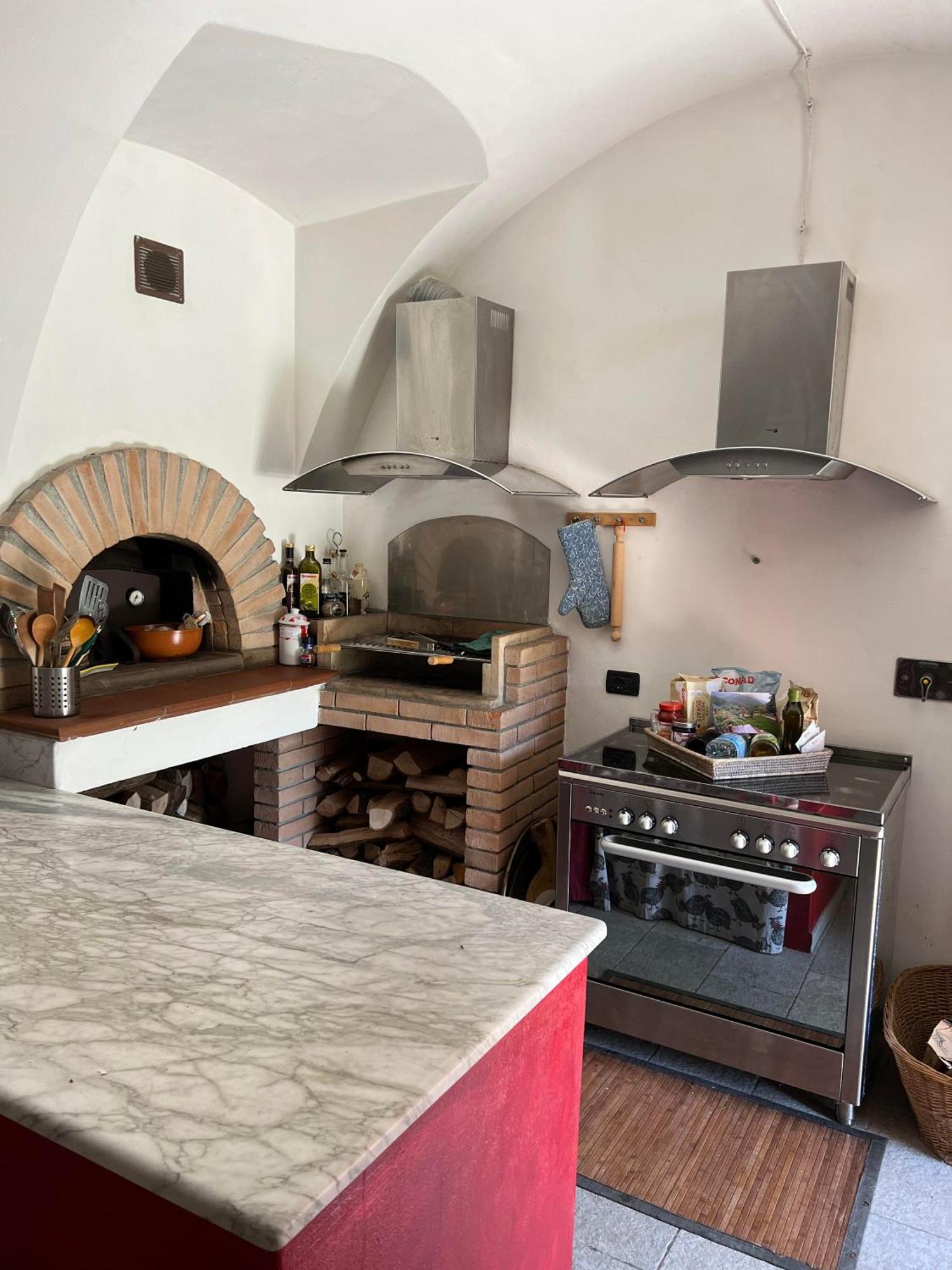 Casa Boru - A Beautiful Fully Restored Spacious House With Fantastic Views Calice al Cornoviglio Dış mekan fotoğraf