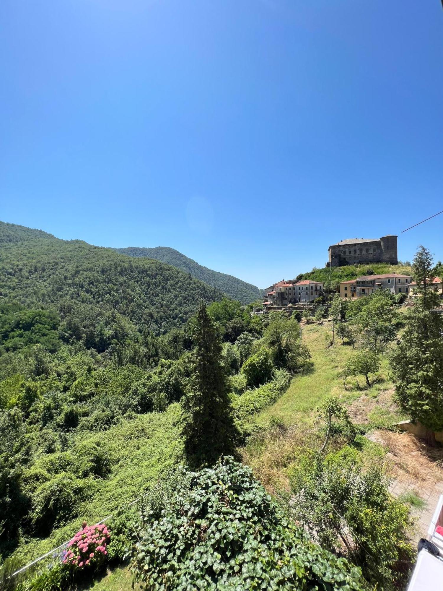 Casa Boru - A Beautiful Fully Restored Spacious House With Fantastic Views Calice al Cornoviglio Dış mekan fotoğraf