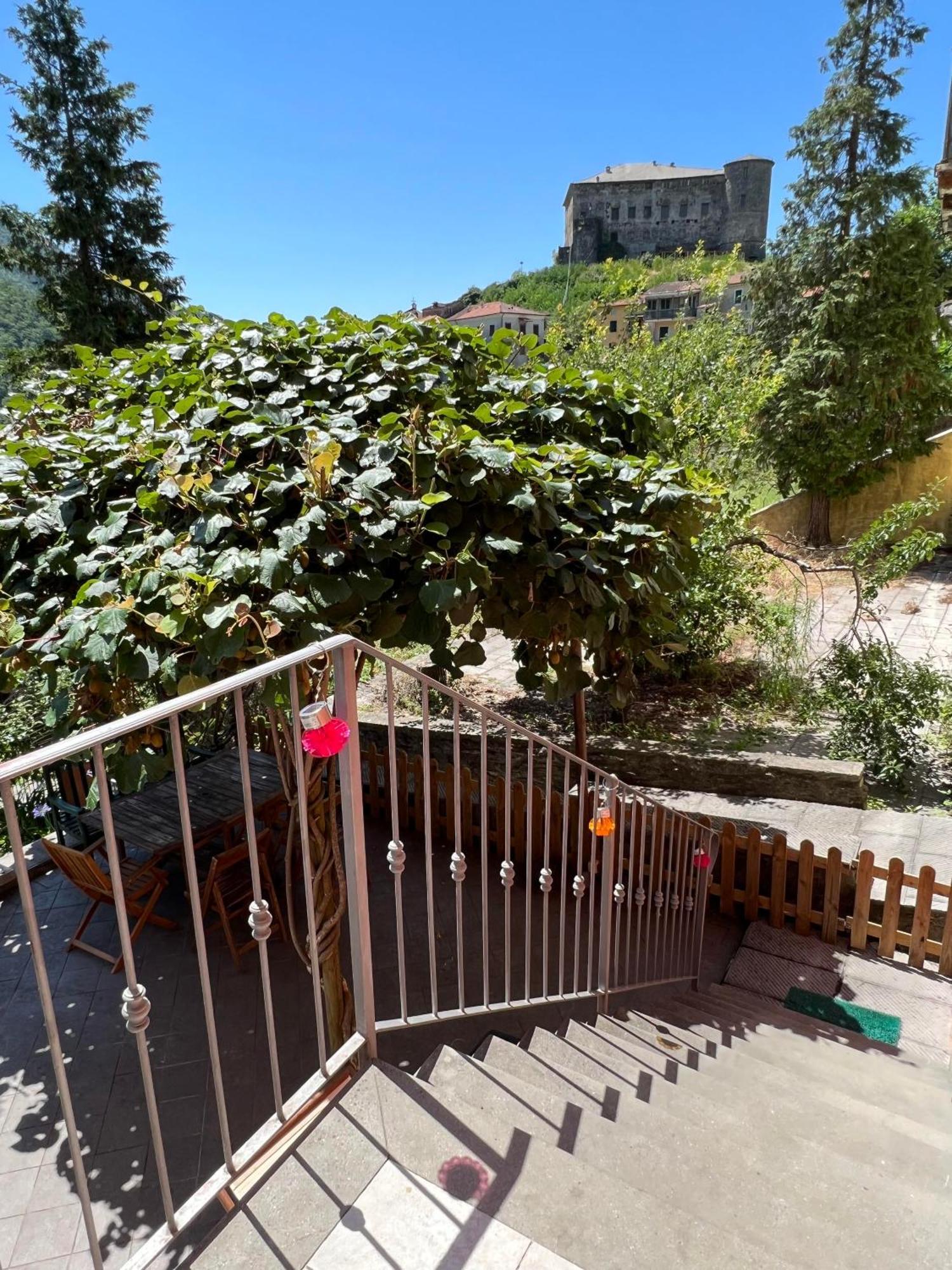 Casa Boru - A Beautiful Fully Restored Spacious House With Fantastic Views Calice al Cornoviglio Dış mekan fotoğraf